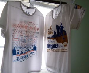 Comparing the 2014 and 2015 finishers shirts. I reckon the 2014 shirt (RIGHT) is nicer to wear.